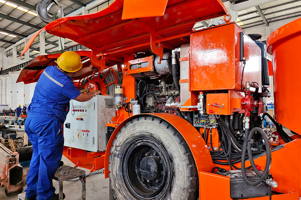 1763530691210976.jpg 锚杆台车2.jpg