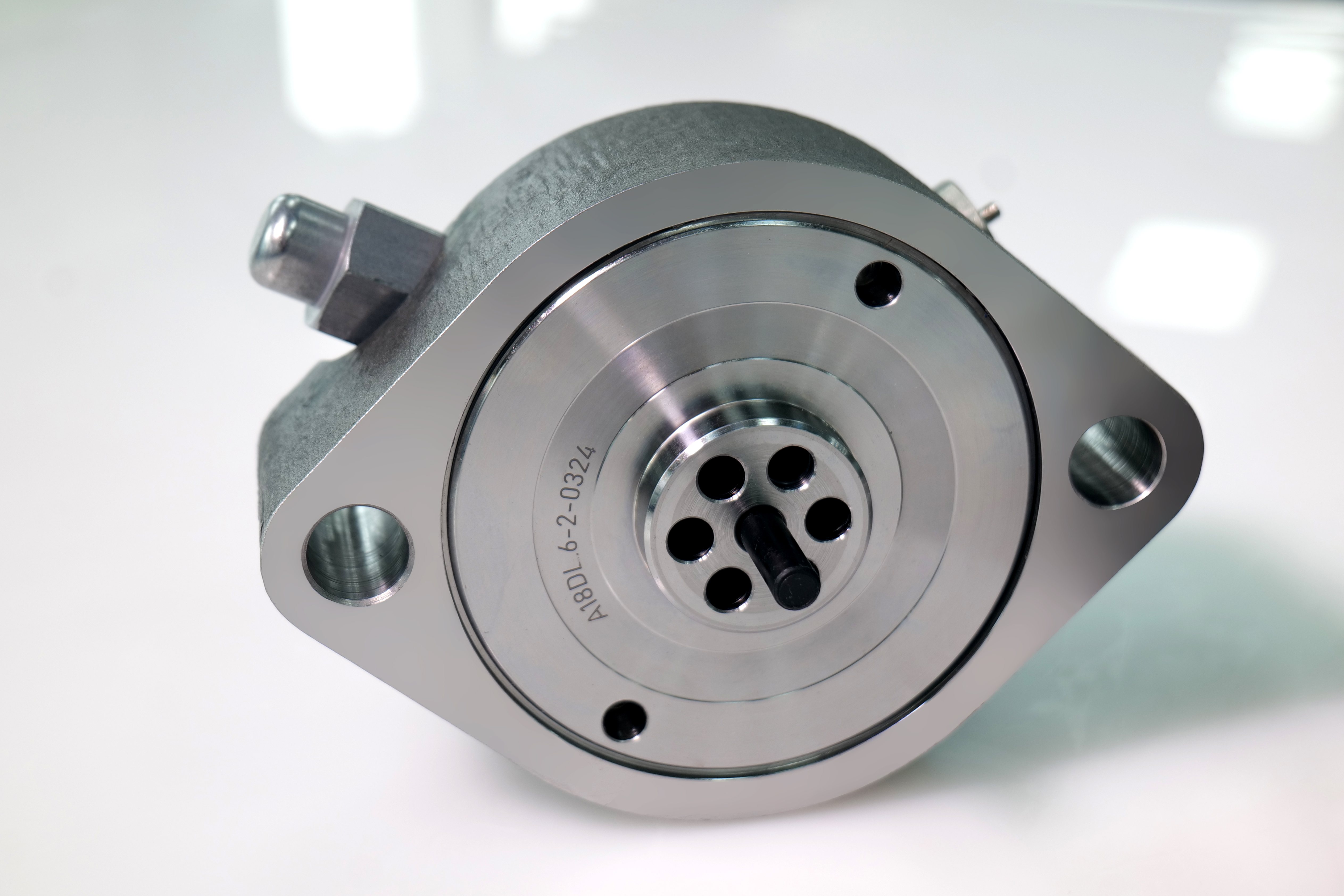 A18DL液压凿岩机配件 蓄能器